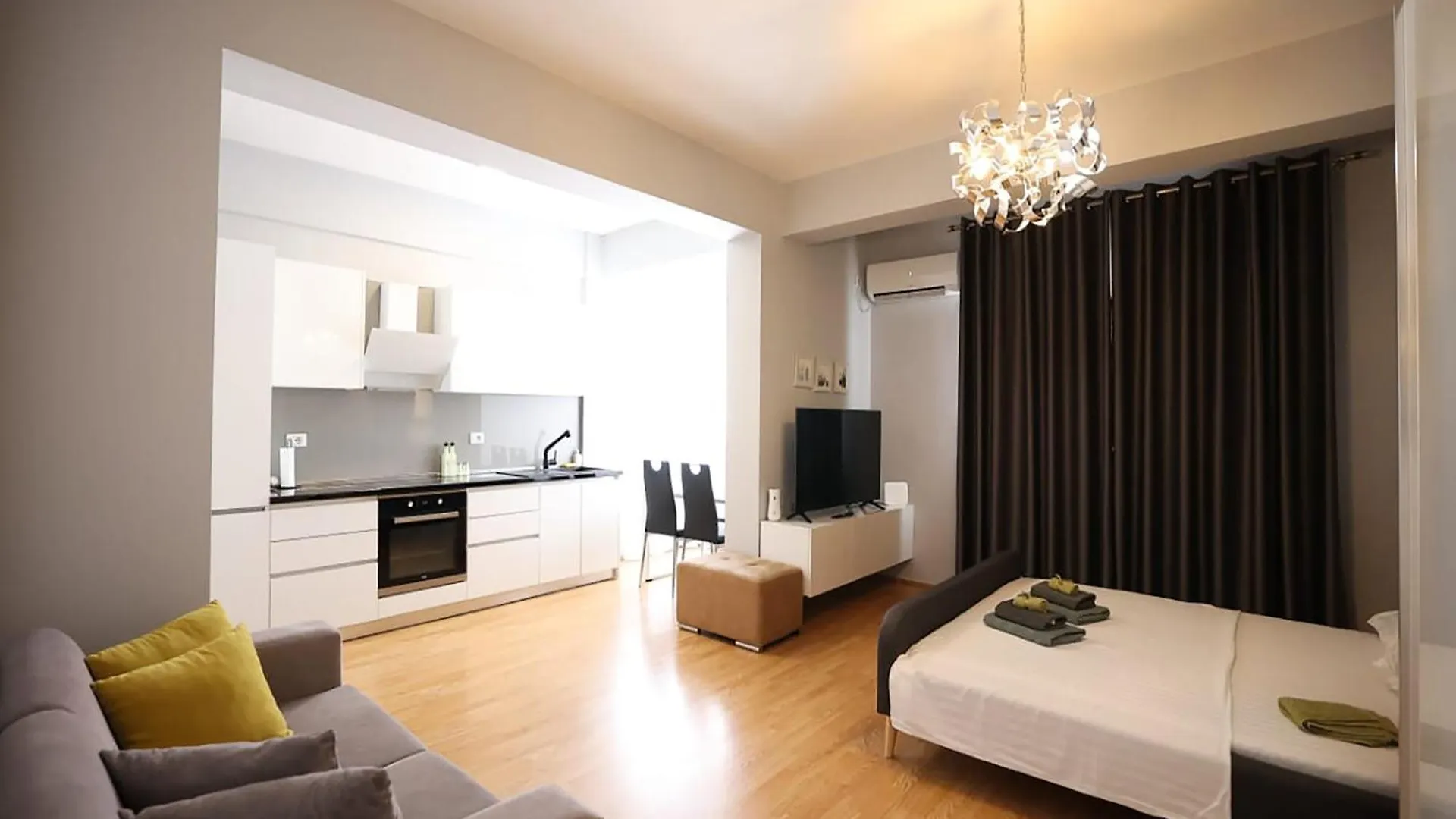 Arkle Apartment 3 Tirana 0*,  Albania